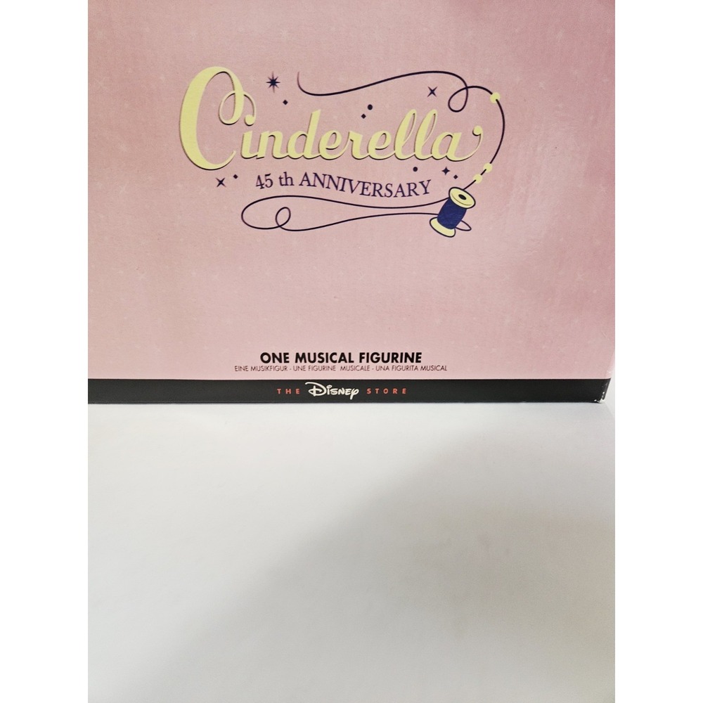 1995 Cinderella Walt Disney 45th Anniversary Music Box Figurine with Sewing Mice - Picture 12 of 12